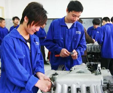 中国五冶大学龙泉校区汽车检测与维修专业介绍